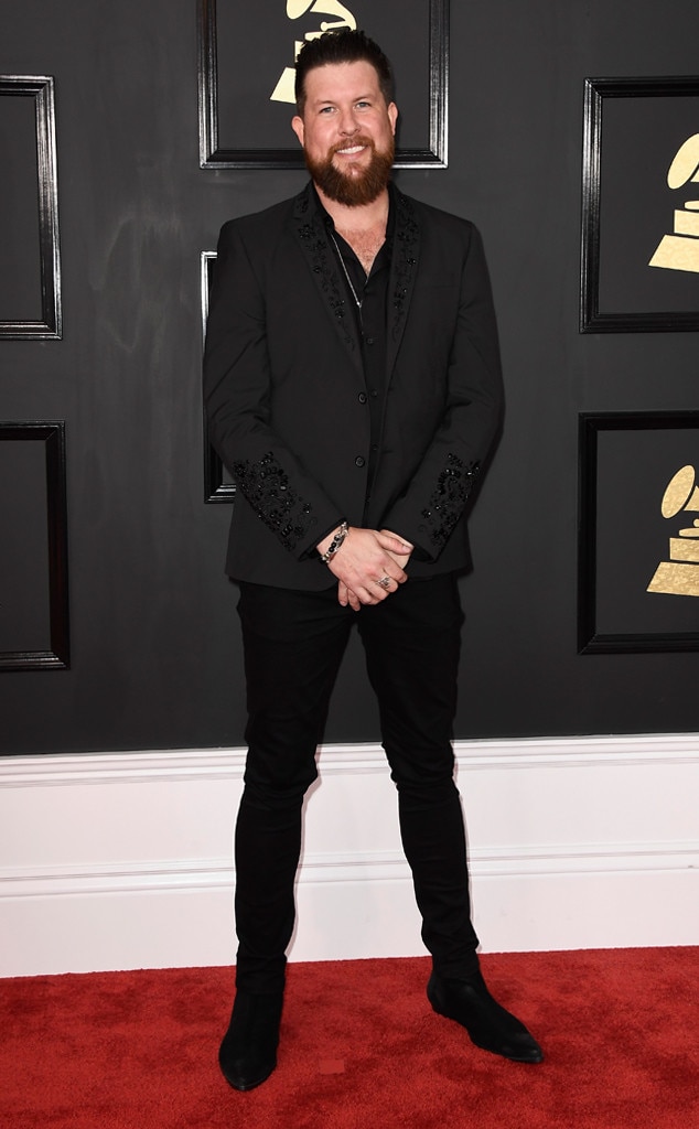 Zach Williams from Grammys 2017 Red Carpet Arrivals E! News