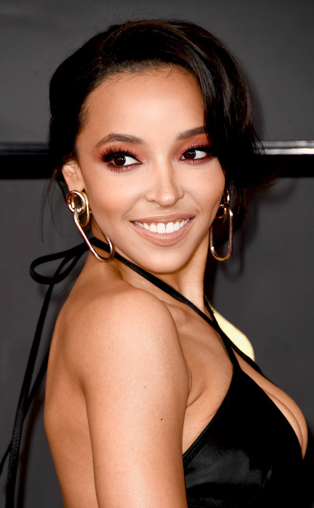 Tinashe from Best Beauty Looks at the 2017 Grammys | E! News