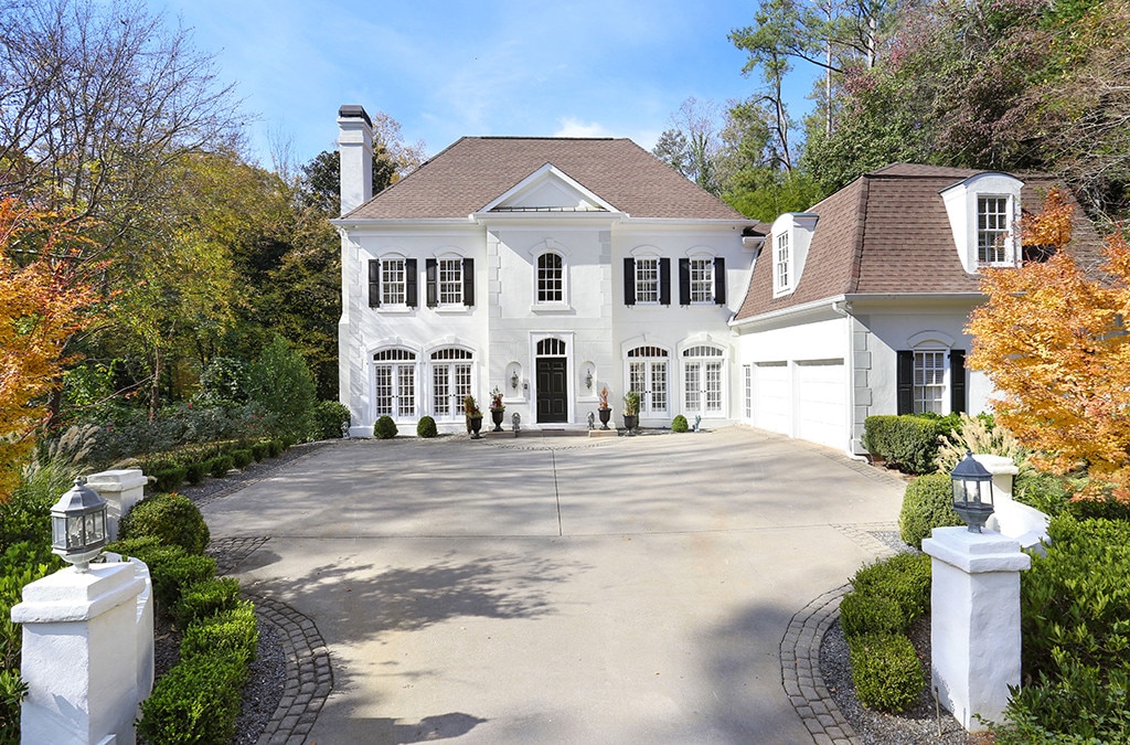 homes for sale lenox park atlanta