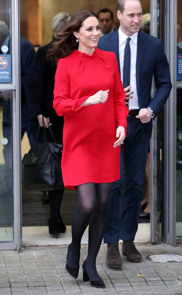 Kate Middleton Gives Us Holiday Inspiration With Her Festive Red Dress Kate Middleton Gives Us Holiday Inspiration With Her Festive Red Dress