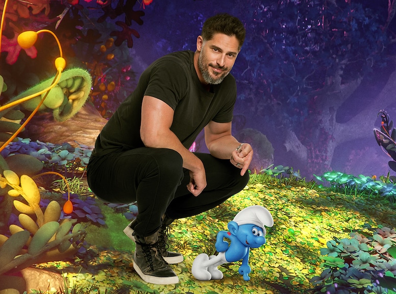 Photos from Smurfs: The Lost Village Stars Hanging With Their Smurf  Characters - E! Online