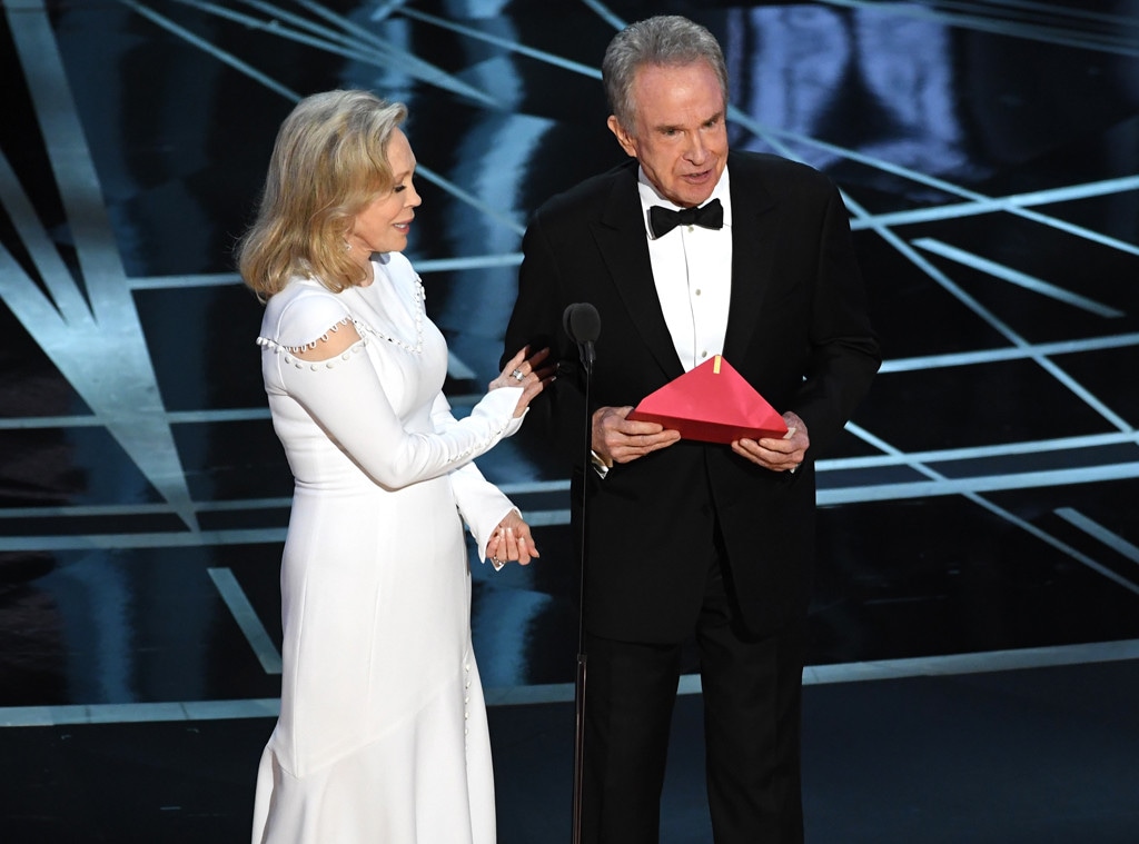 Faye Dunaway, Warren Beatty, 2017 Oscars, Academy Awards, Show