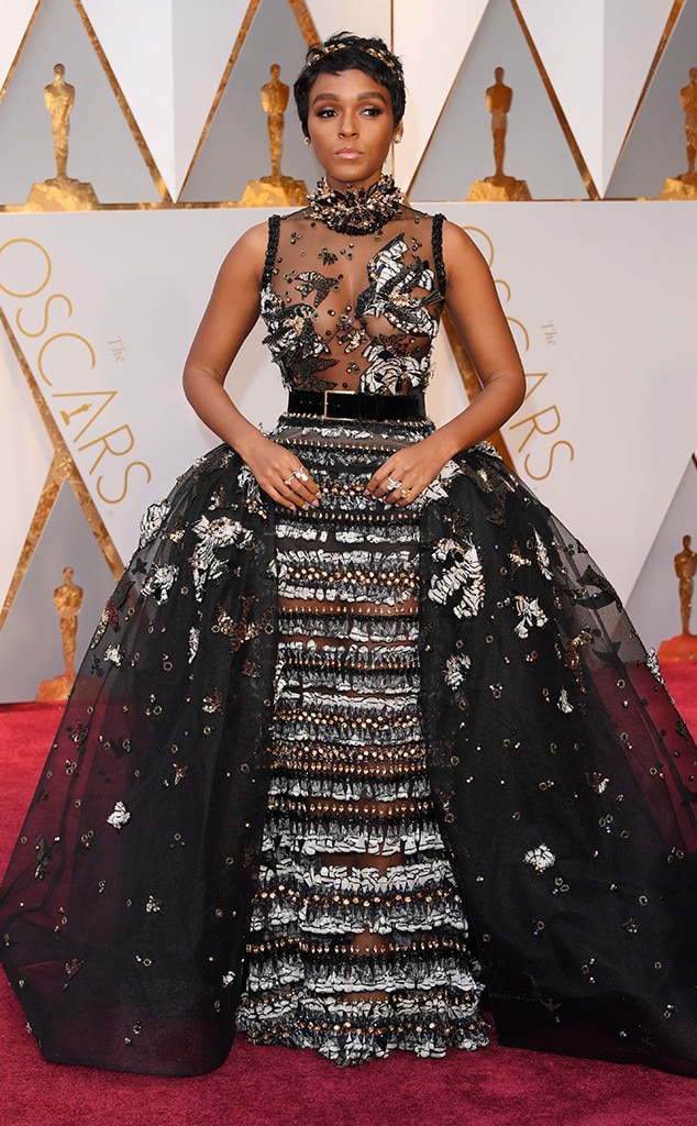 Oscar 2024 award dress