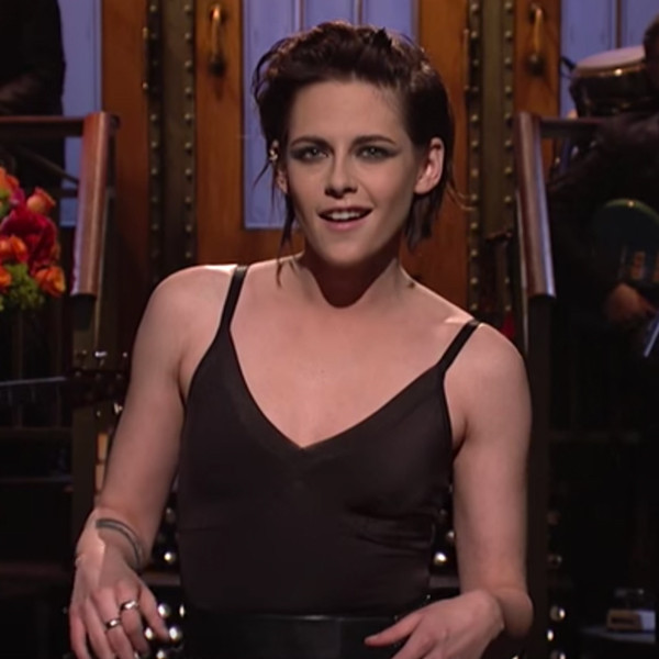 Kristen Stewart Says She's ''So Gay'' on SNL, Kisses Vanessa