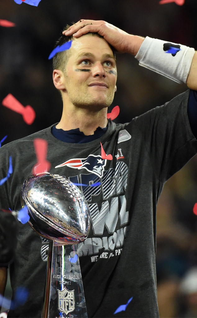 New photo shows Tom Brady's stolen Super Bowl jersey