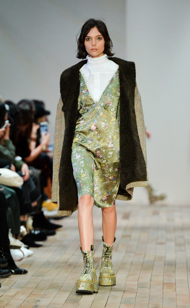 R13 from Best Looks From NYFW Fall 2017 E! News