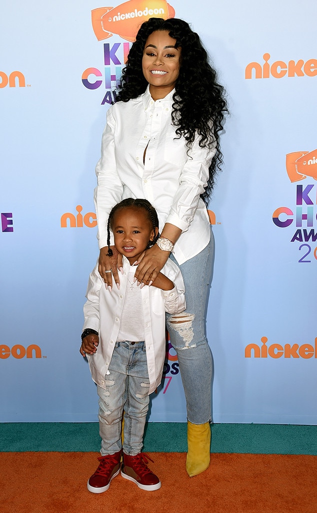 Kids Cairo และ Dream ของ Blac Chyna ดูโตขึ้นระหว่างการออกนอกบ้านที่หายาก