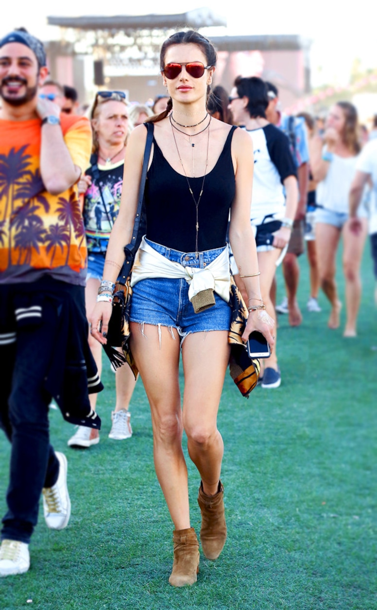 ESC: Alessandra Ambrosio