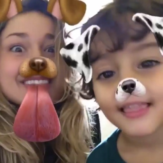 Sasha Meneghel, Snapchat