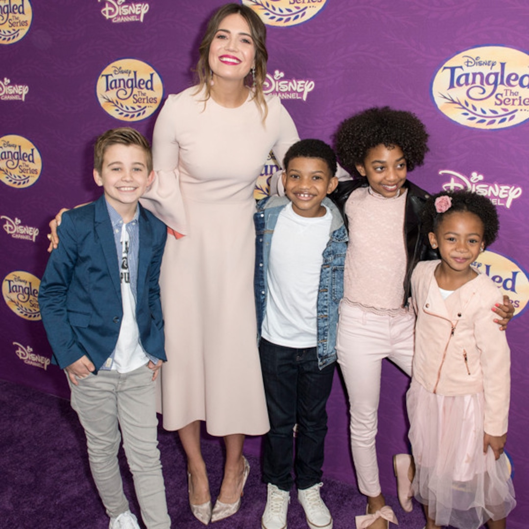 Mandy Moore Is Quite Literally Living Her Dream E Online Ca