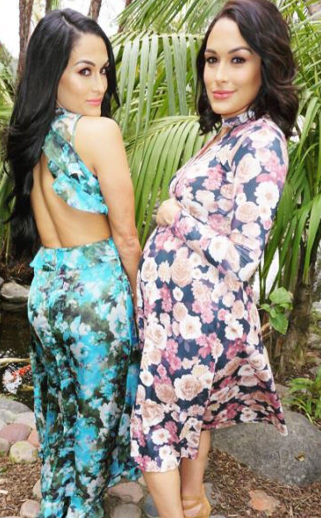 Flower Power From Brie Bella S Pregnancy Pics E News