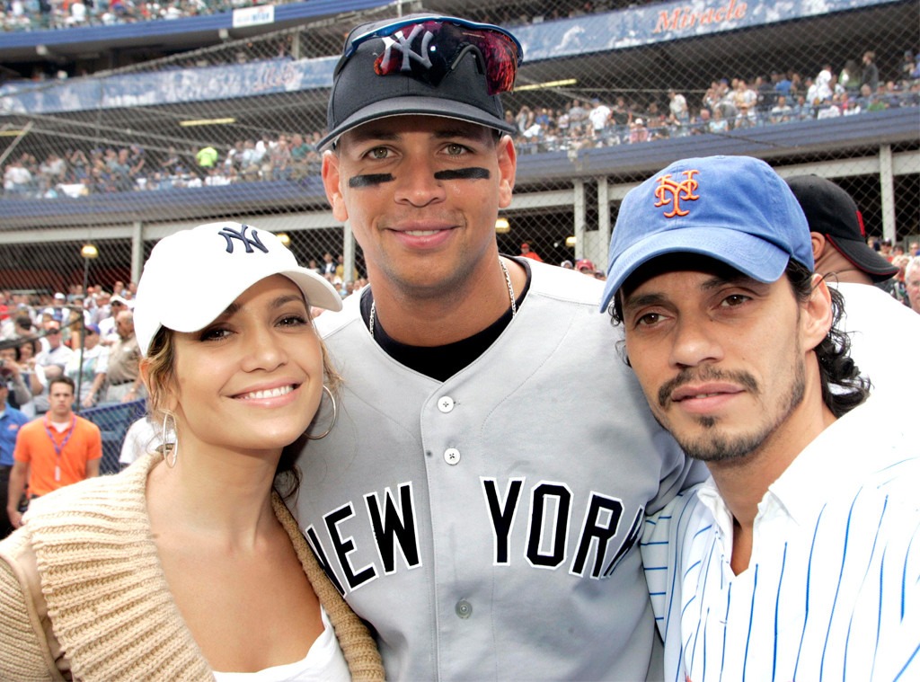 Jennifer Lopez, Alex Rodriguez Take Kids to Lakers Game