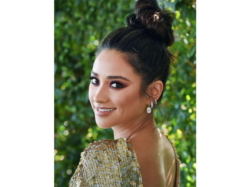 Shay Mitchell S Braided Top Knot Is Next Level E News