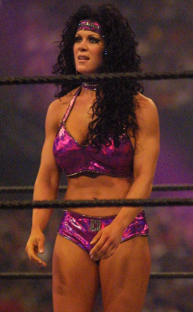 634px x 1024px - How Chyna Lost Everything: The Fall of Wrestling's Biggest ...