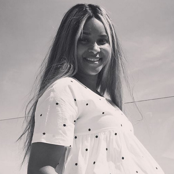 Pregnant Ciara Shows Off Her Funky Bump-Baring Maternity Style