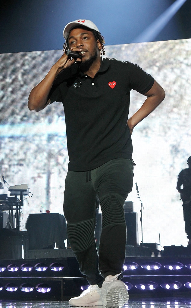 Celebrities wearing cdg converse Clearance