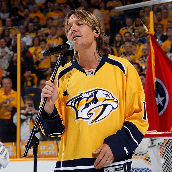 Keith Urban Performs the National Anthem for the First Time Ever