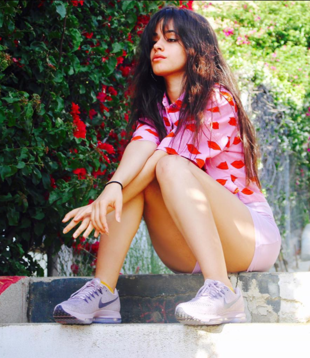 Camila Cabello Presume Sus Raices Latinas Y No Podras Dejar De Escucharla E Online Latino Mx Camila cabello, who has delivered hit songs like havana and senorita, and enjoys a massive fan following, turned 23 today. camila cabello presume sus raices