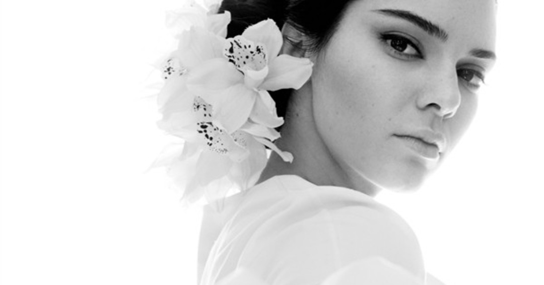 Kendall Jenner Covers Vogue India's 10th Anniversary Issue - E! Online