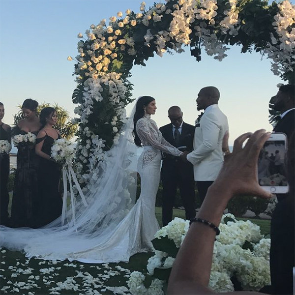 WAGS LA Star Nicole Williams Marries Larry English | E! News