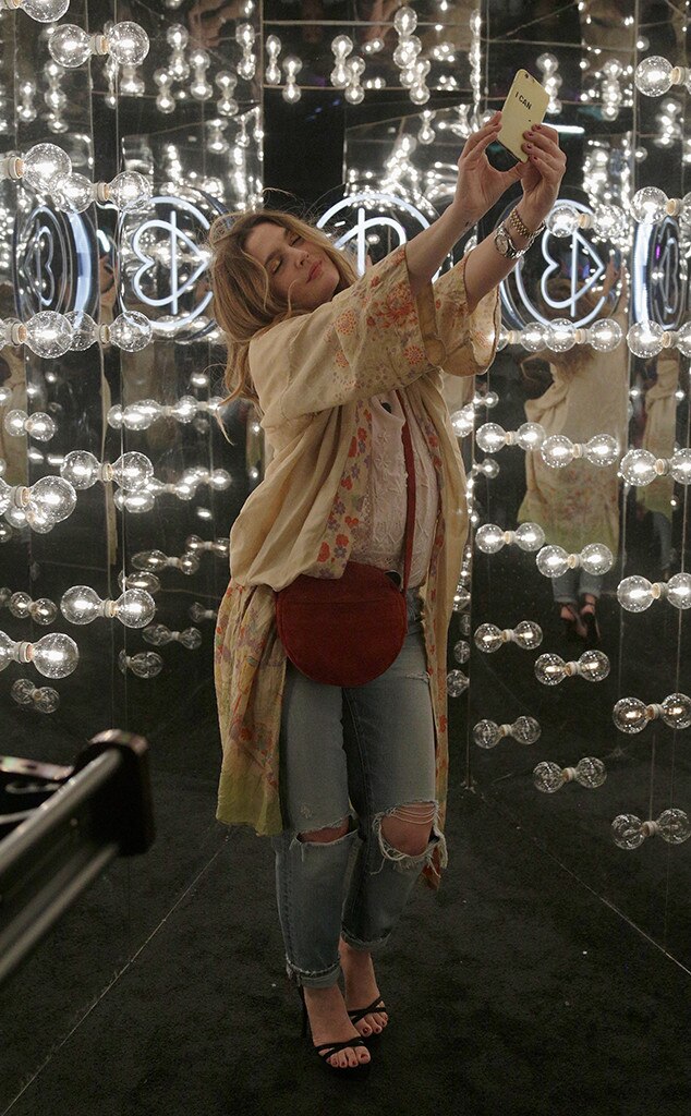 Celebs Taking Selfies