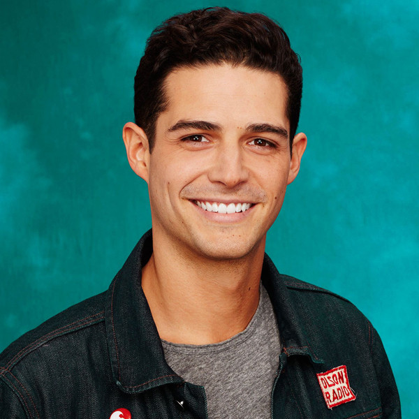 Sara c. Jeopardy. Телевикторины на телевидении. Sarah nice. Contestant.