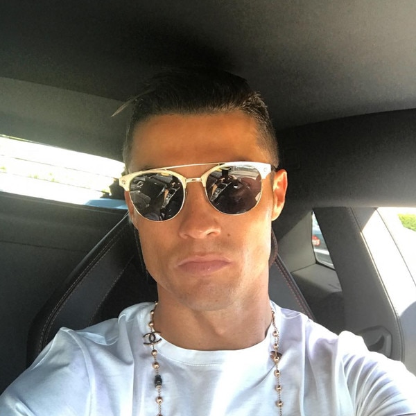 Stunning Selfie from Cristiano Ronaldo's Hottest Instagram ...