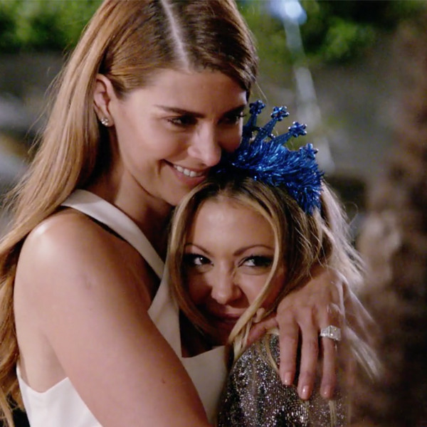 Katie Celebrates Her Grand Opening on Second Wives Club Finale - E! Online