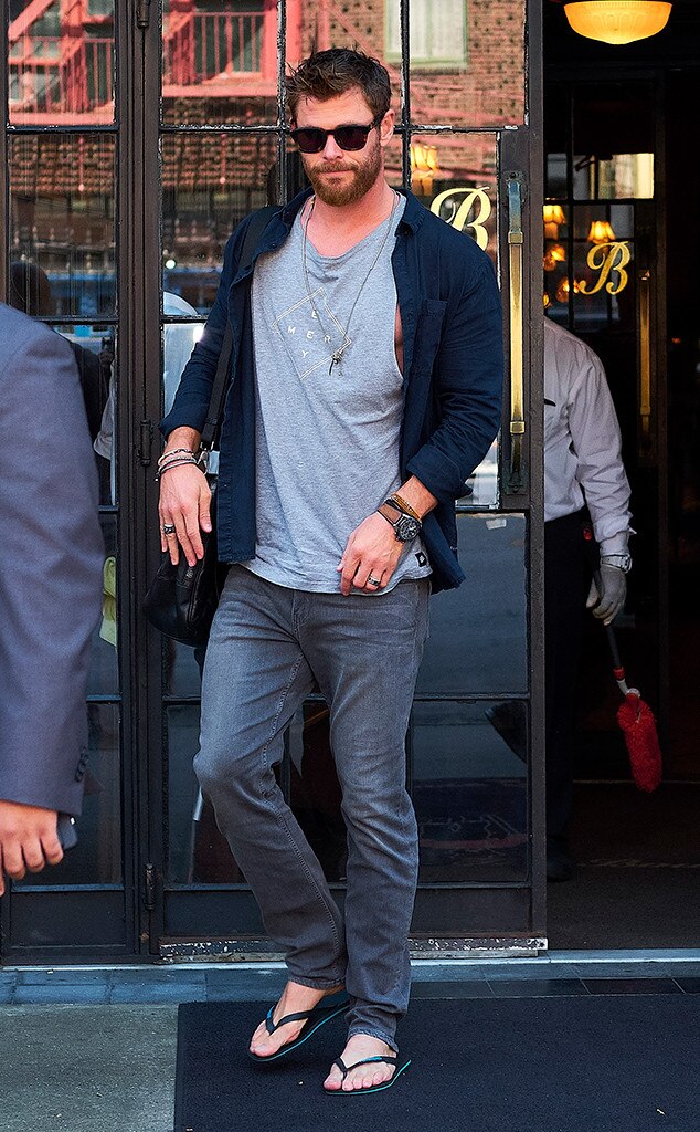 Chris Hemsworth from The Big Picture: Today's Hot Photos | E! News