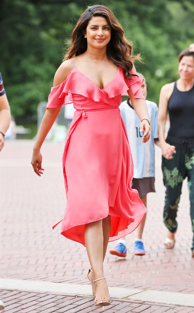 Peachy Keen from Priyanka Chopra's Street Style E! News Canada