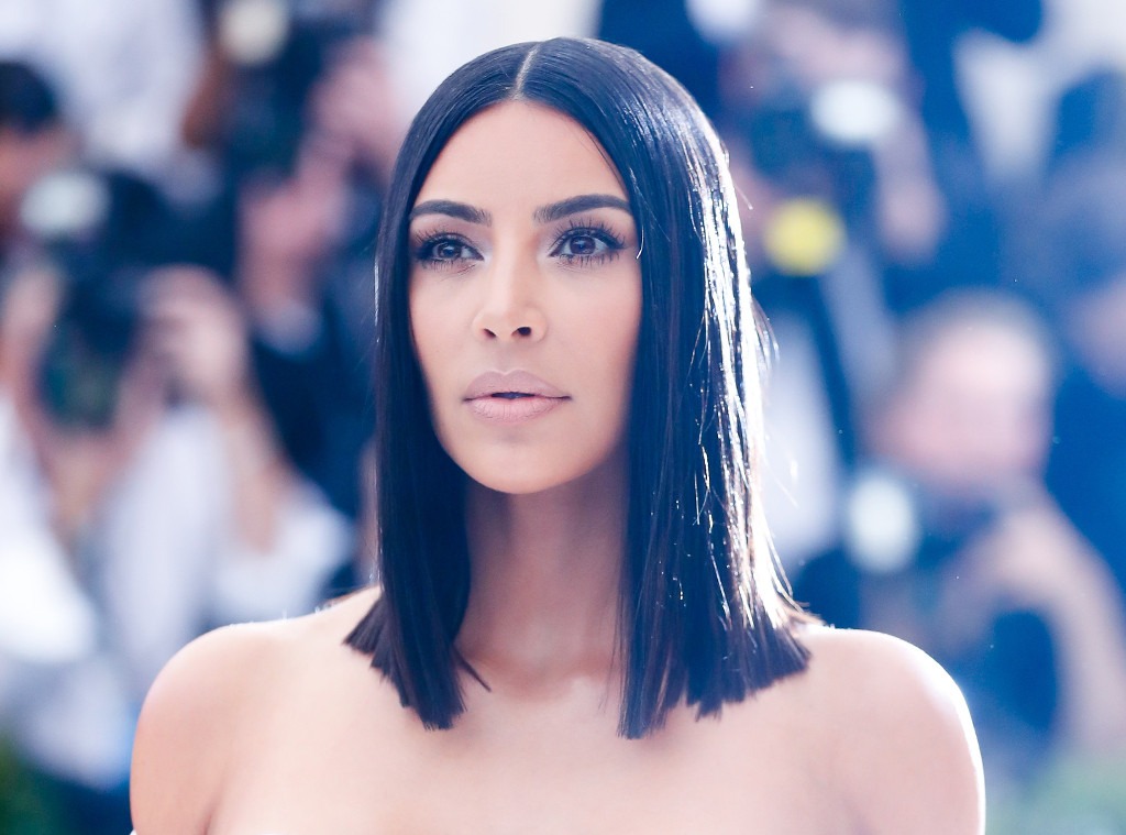 How Kim Kardashian S Hairstylist Achieves Super Straight Hair E