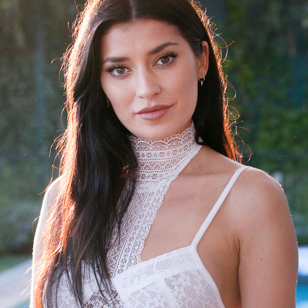 Nicole Williams Used This Forever 21 Product On Her Honeymoon E Online