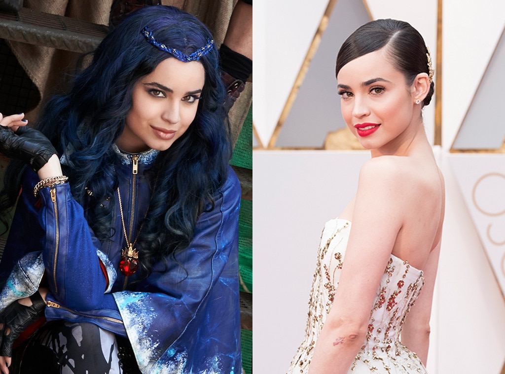 Sofia Carson As Evie From Descendants Stars In And Out Of Costume E News 