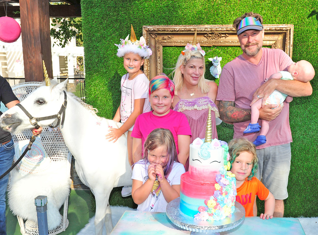 Inside Tori Spelling S Unicorn Themed B Day Party For Daughter Stella E Online Uk