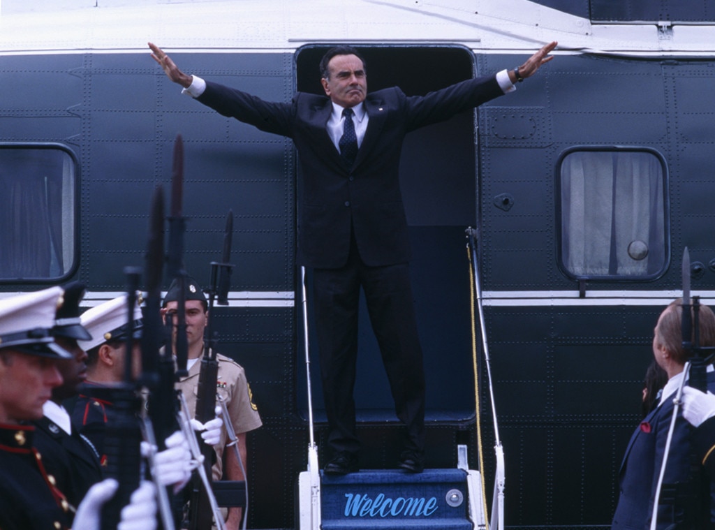 Dan Hedaya as Richard Nixon in Dick from Stars Playing President | E! News