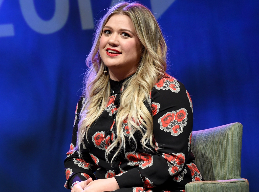 Kelly Clarkson Shuts Down Person Who Tells Her She's ''Fat'' | E! News ...