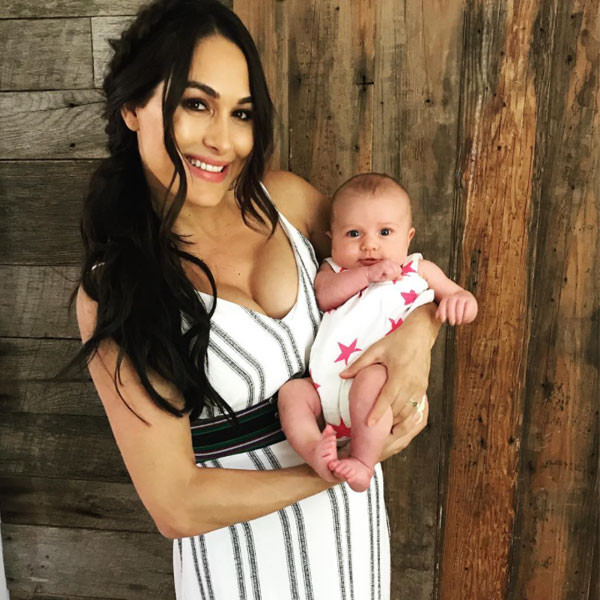Brie Bella Makes Return to WWE Ring With Her Daughter
