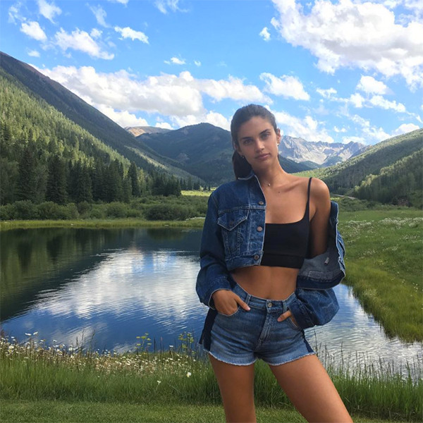 6 Epic Reasons Why Victoria S Secret Models Love Aspen E Online Au