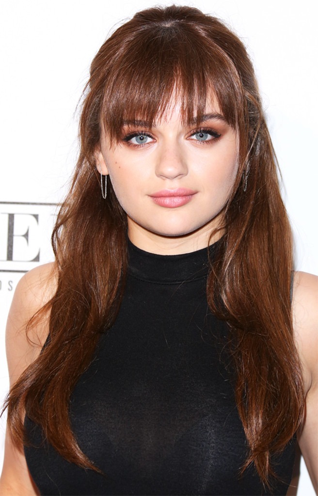 rs_656x1024-170816145819-634.Joey-King-M