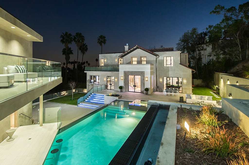Dive In from Rihanna's Hollywood Hills Mansion E! News