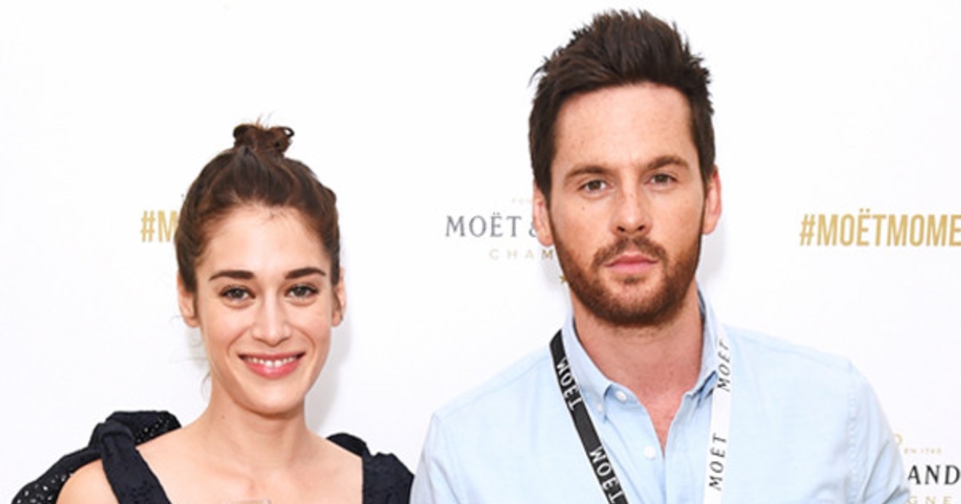 Mean Girls Star Lizzy Caplan Marries Tom Riley in Italy - E! Online