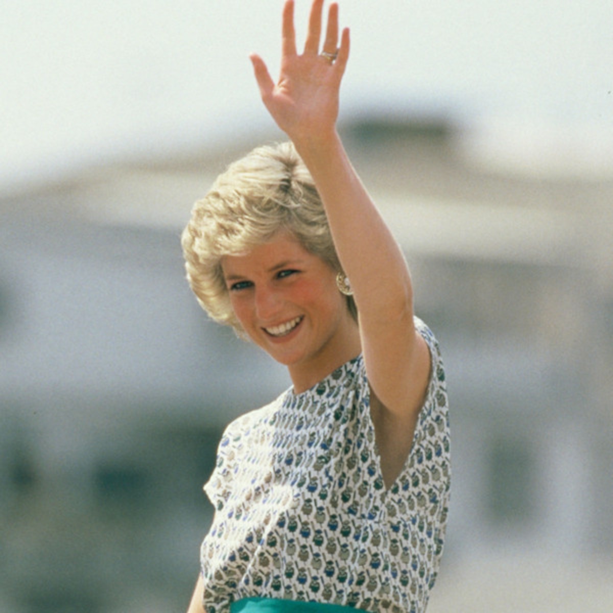 The Outpouring of Grief for Princess Diana in 1997 Can't Be Overstated