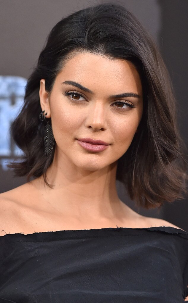 Kendall Jenner, Eyebrows