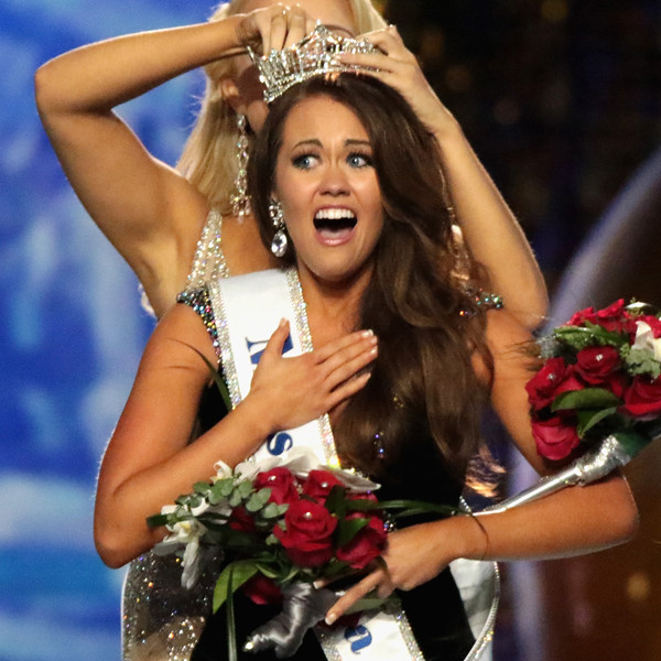 Miss North Dakota Cara Mund Crowned Miss America 2018 | E! News