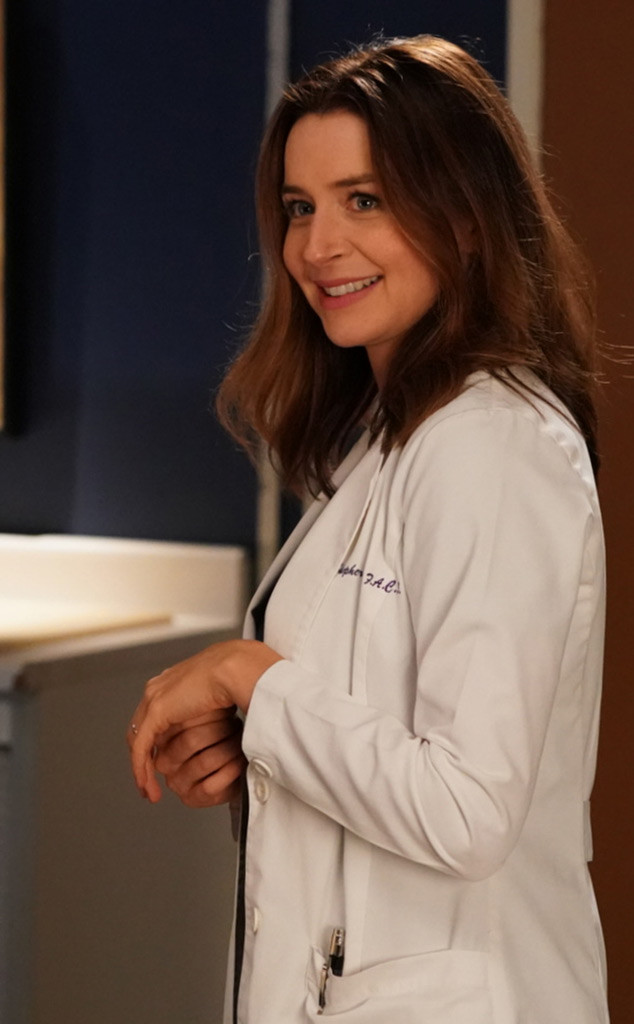 Dr Amelia Shepherd Caterina Scorsone From Greys Anatomy Season 14 First Look Photos E News 1100