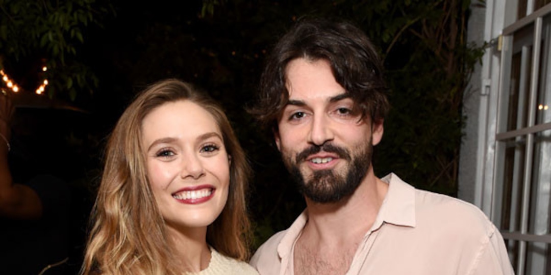 Elizabeth Olsen Is Engaged To Musician Boyfriend Robbie Arnett E Online Elizabeth Olsen Is Engaged To Musician Boyfriend Robbie Arnett E Online