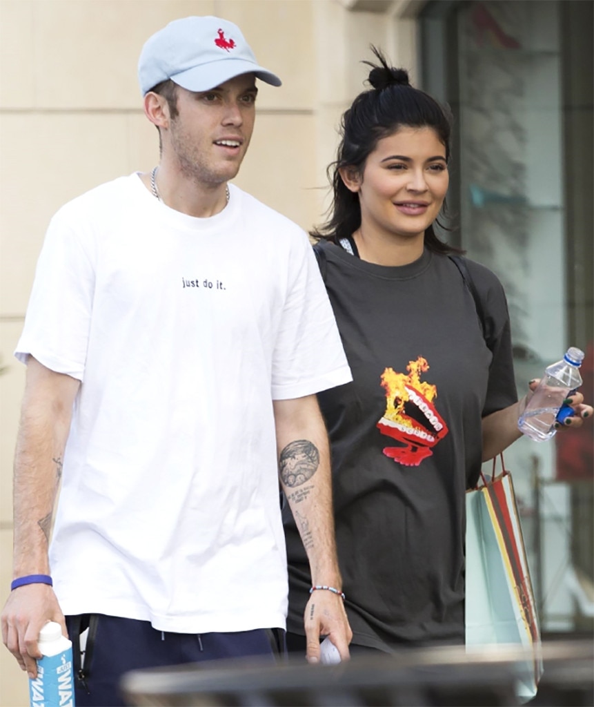 Pregnant Kylie Jenner strolling showing baby bumps with his friend Harry Hudson