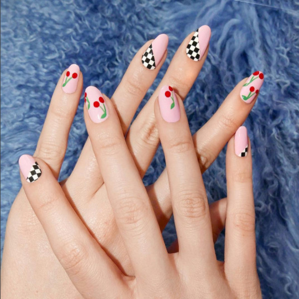12 Halloween-Inspired Nail Designs by Celebrity Manicurists - E! Online