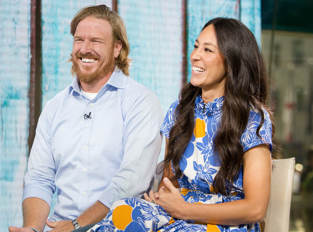 Why Chip and Joanna Gaines Are Choosing Family Over Fame - E! Online - UK