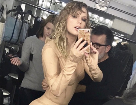 Taylor Swift Goes Naked in Ready for It? Music Video 